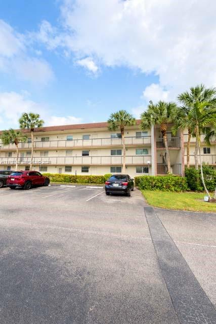 1701 NW 75th Avenue 208, Plantation, FL 33313, Plantation