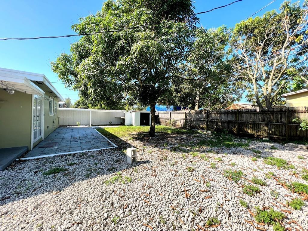 67 Tortuga Road, Palm Springs, FL 33461 photo 14