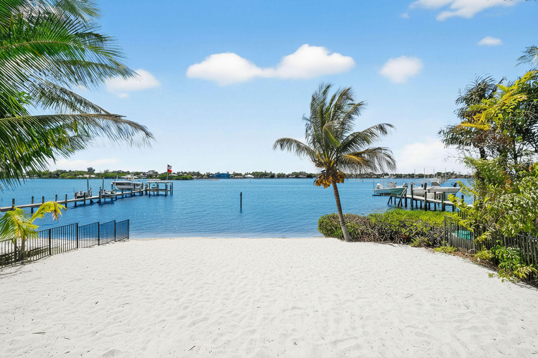 114 W Riverside Drive, Jupiter, FL 33469, Jupiter