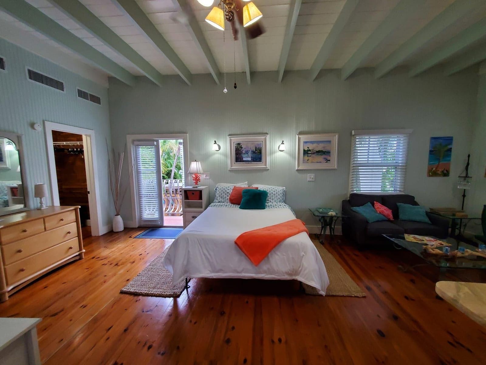 226 NE 1st Avenue Key Lime Suite — photo 11