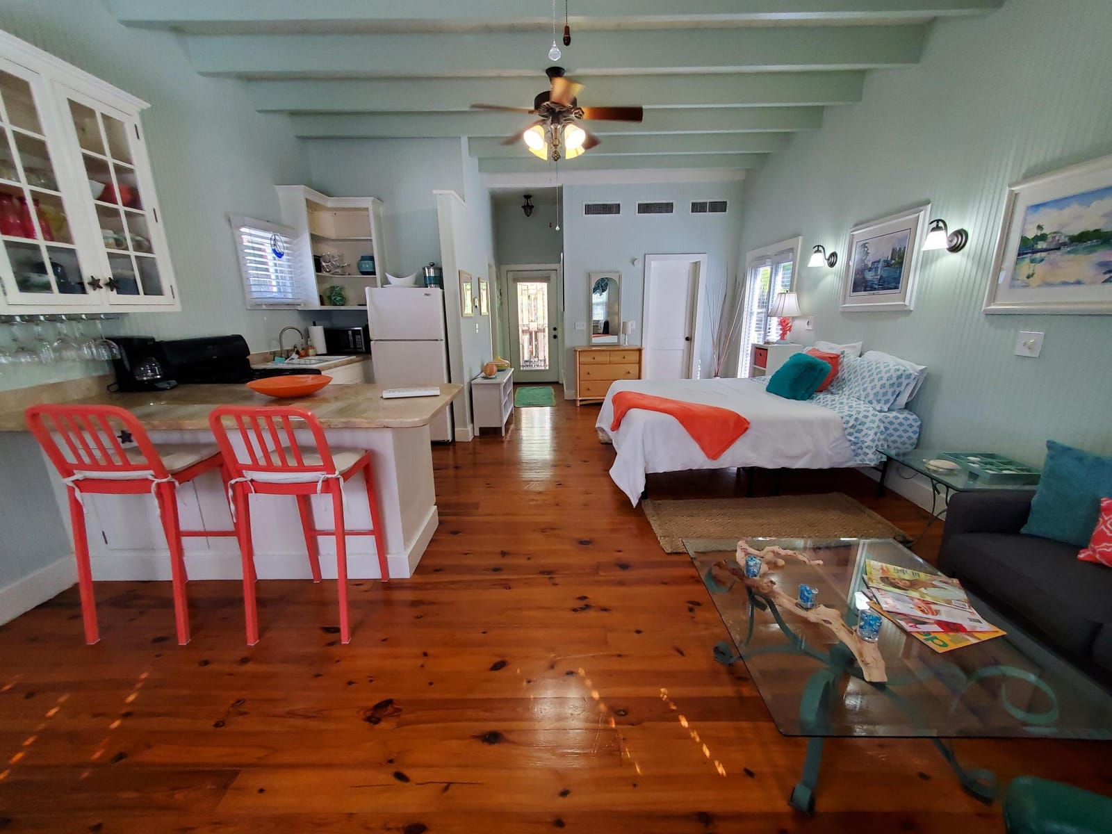 226 NE 1st Avenue Key Lime Suite — photo 6