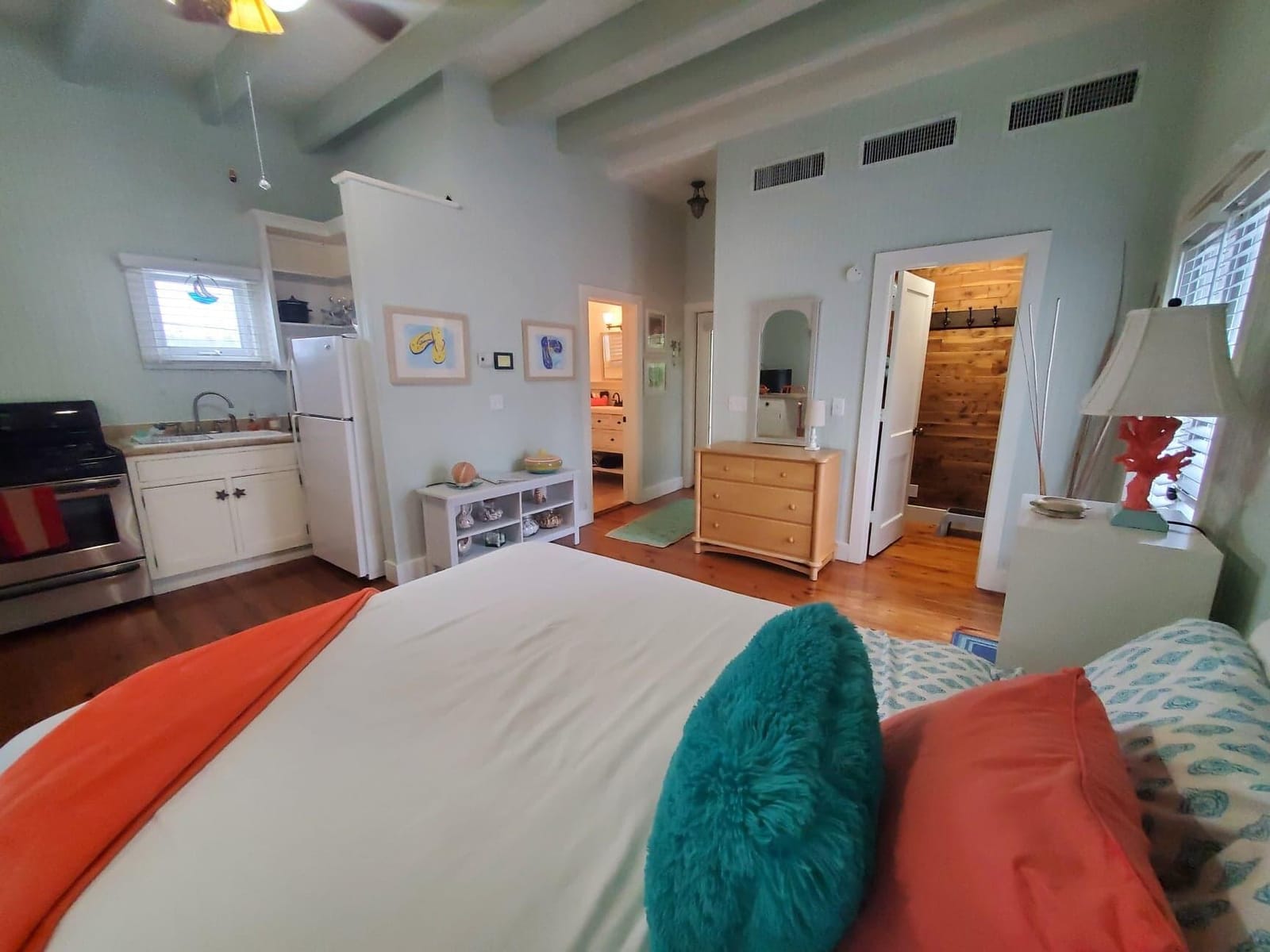 226 NE 1st Avenue Key Lime Suite — photo 10