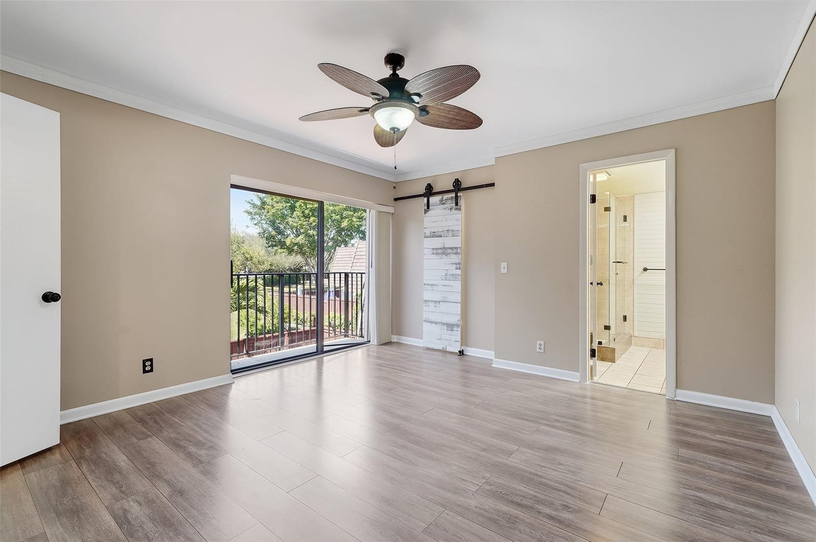 2734 SW 15th Street — photo 7