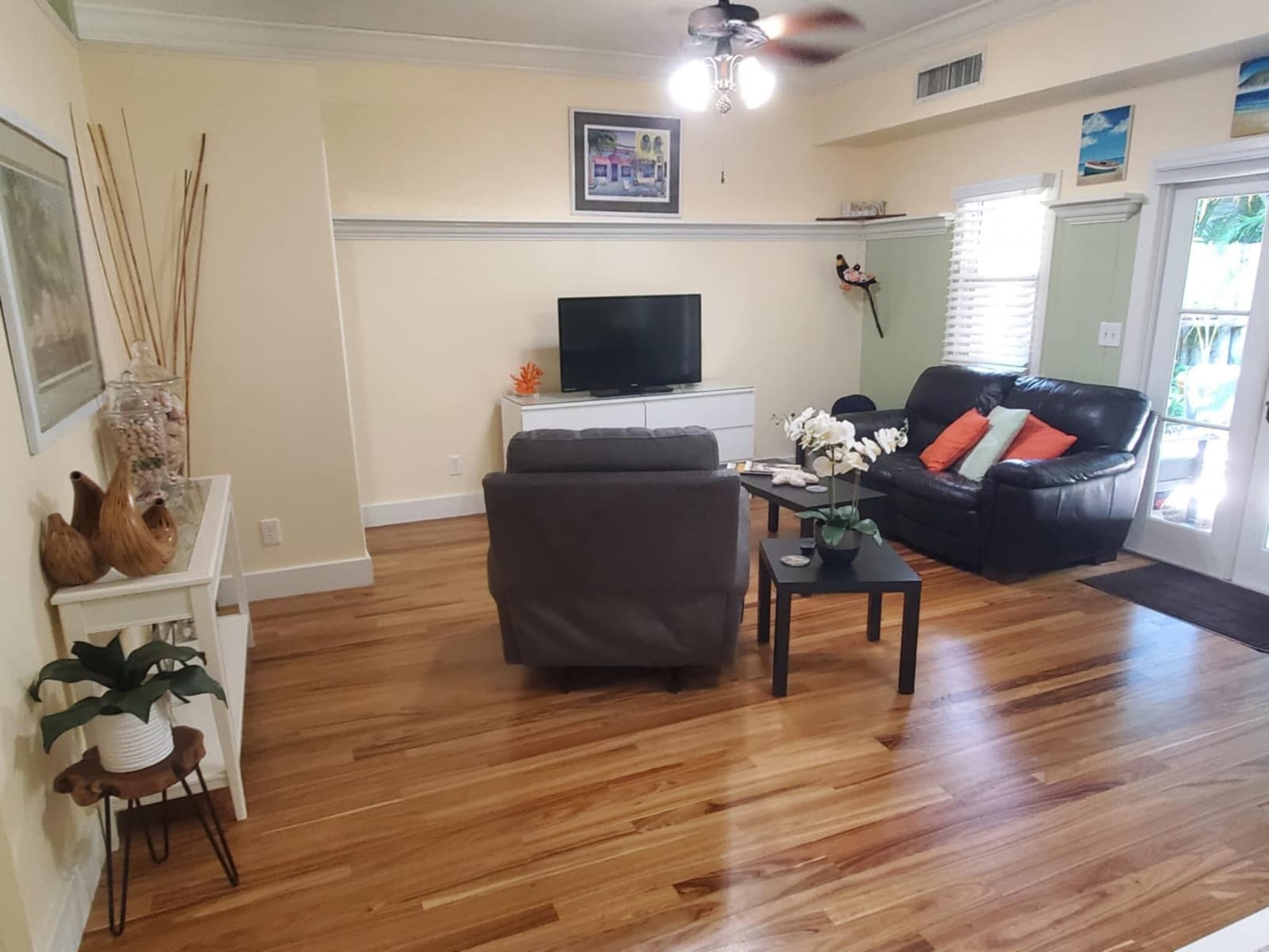 226 NE 1st Avenue Coco Palm Ste — photo 9
