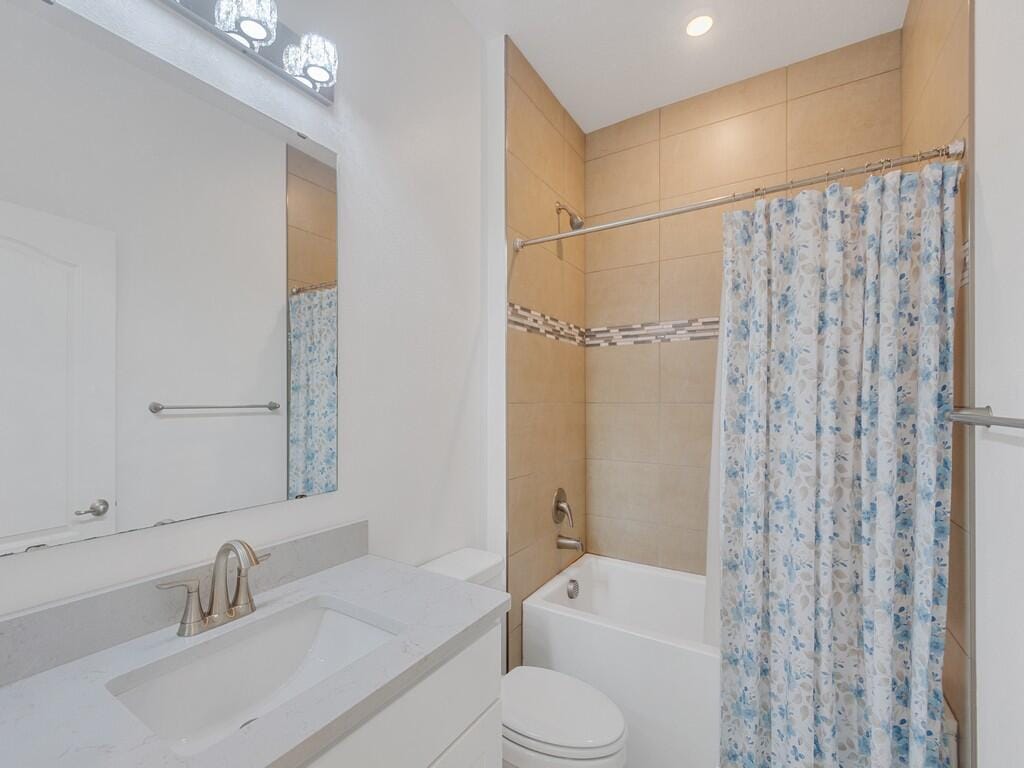5216 NW Iredell Street — photo 10