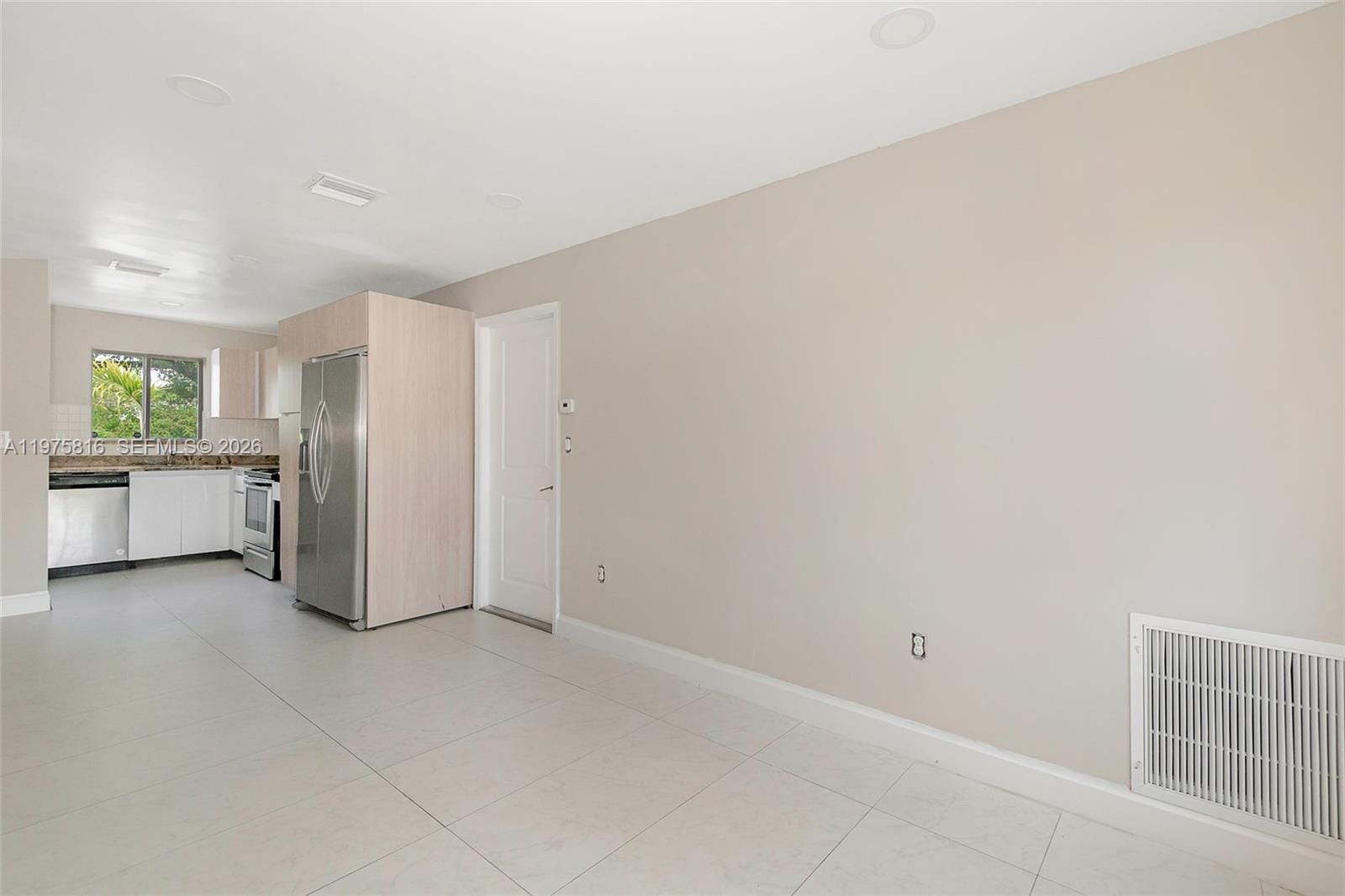 815 NW 3rd Avenue 813 — photo 6