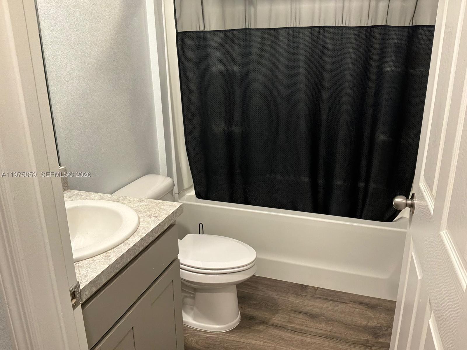 2180 SW Cameo Boulevard — photo 4