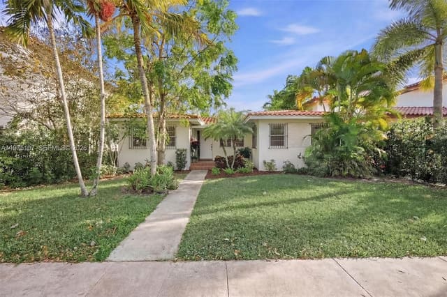 122 Camilo Avenue, sold in Coconut Gr Sec 1 C Gab, Coral Gables, FL