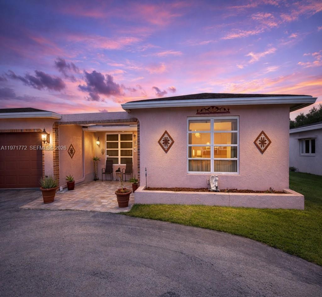 11827 NW 39th Street, Sunrise, FL 33323, Sunrise