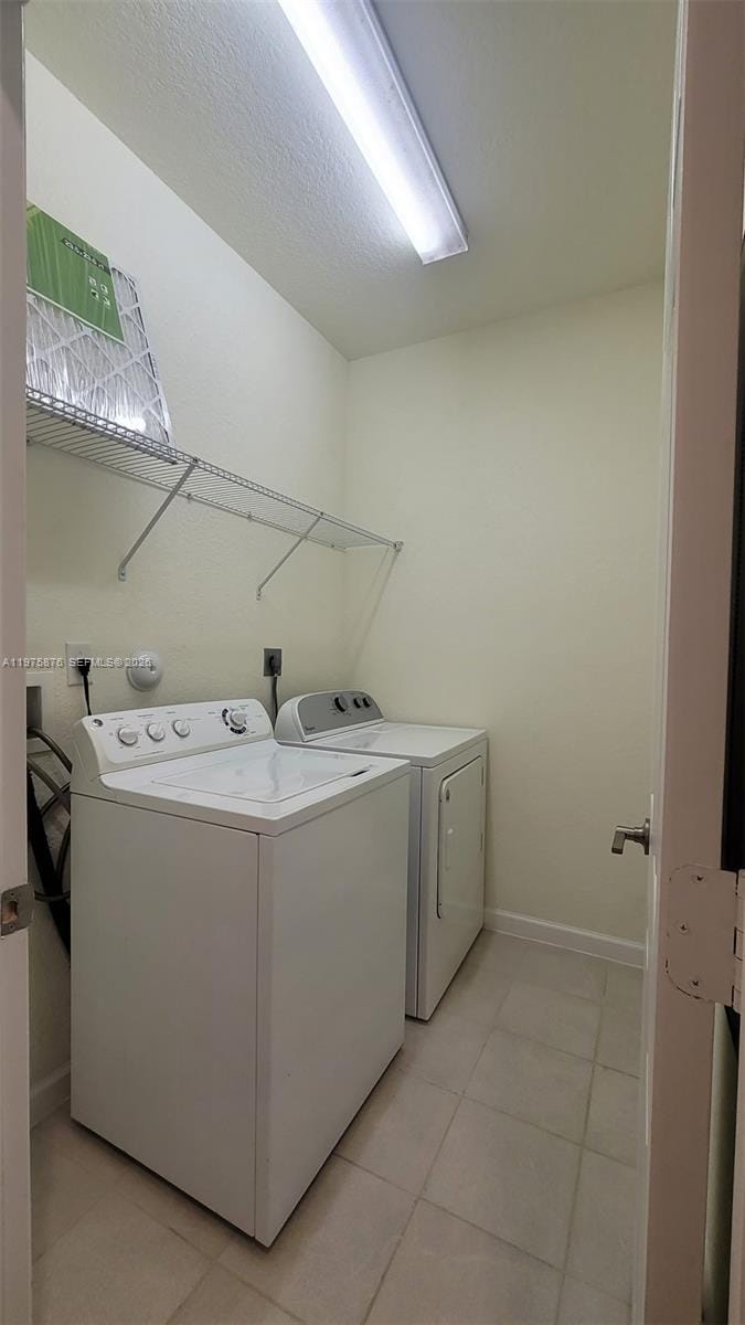 10219 W 32nd Lane, Hialeah, FL 33018 photo 14