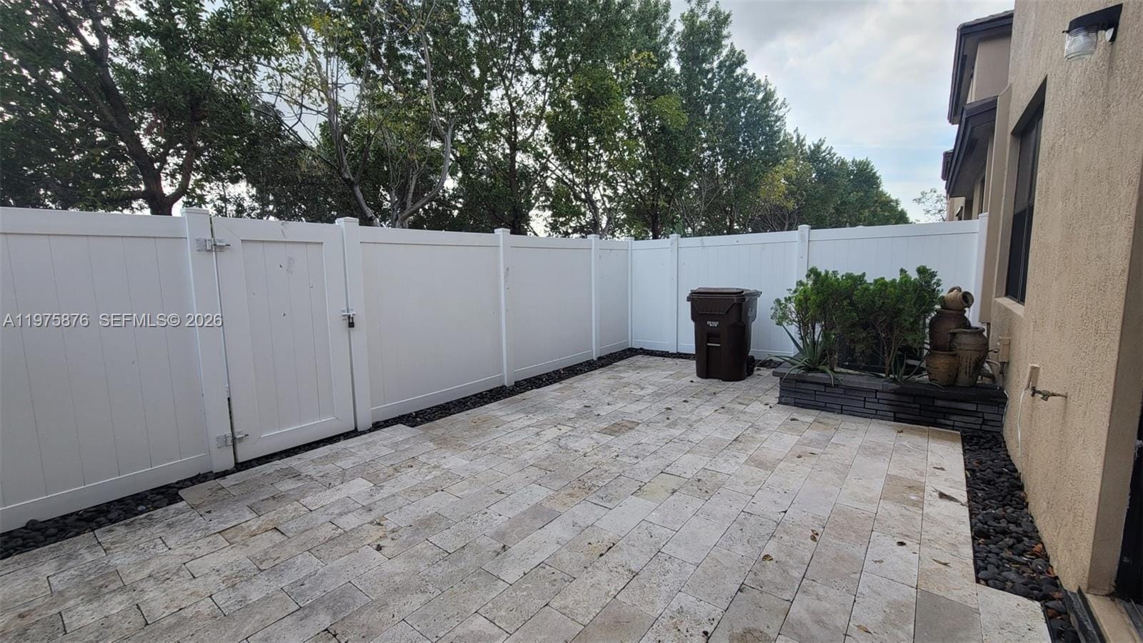 10219 W 32nd Lane, Hialeah, FL 33018 photo 9