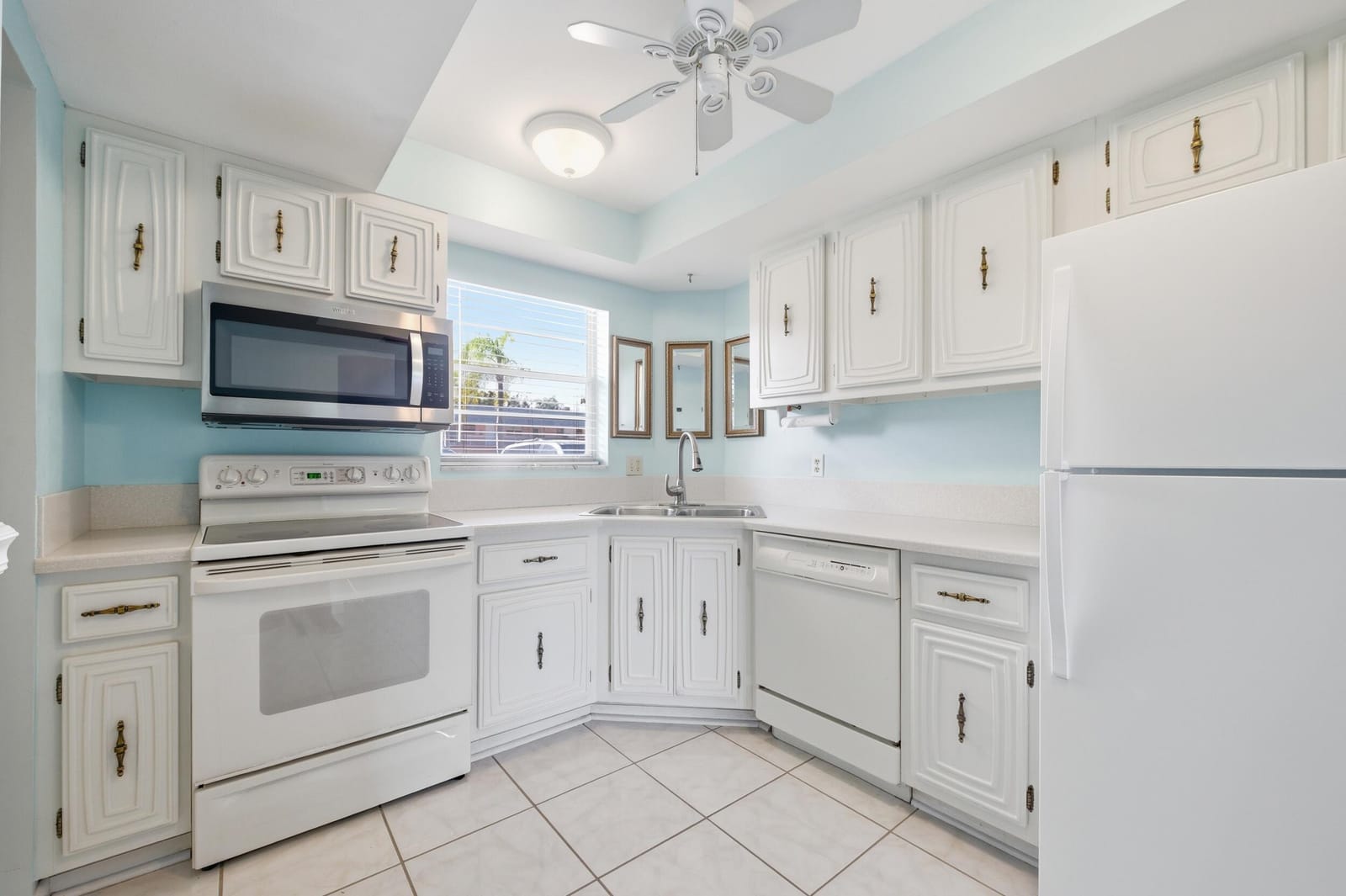 18081 SE Country Club Drive 3-23, Jupiter, FL 33469 photo 11