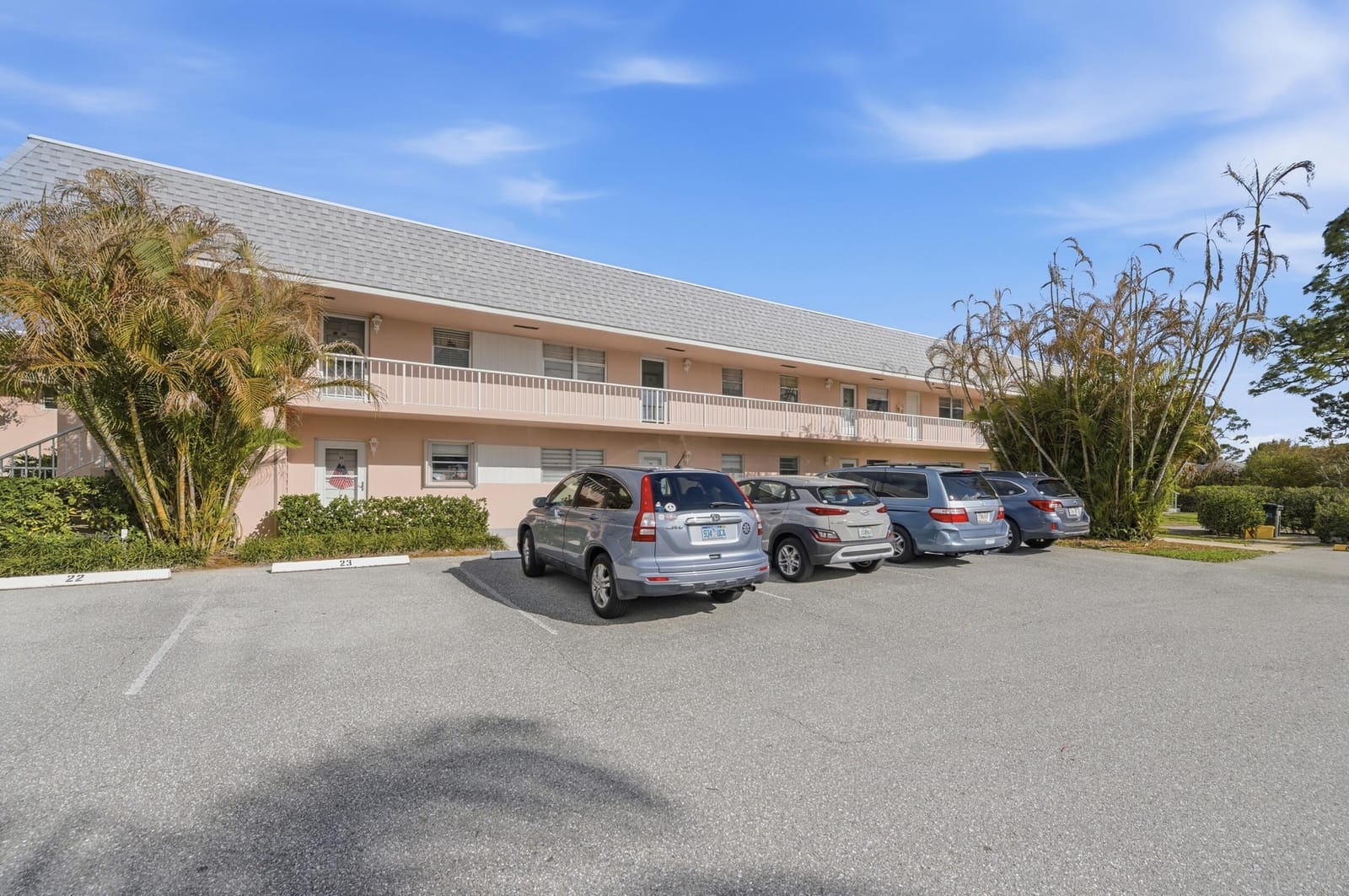 18081 SE Country Club Drive 3-23, Jupiter, FL 33469 photo 4