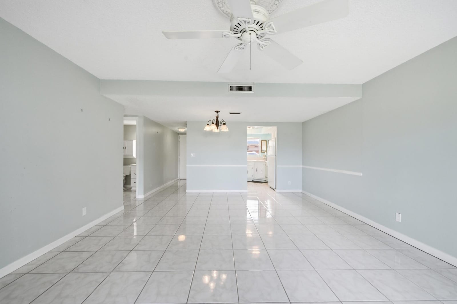18081 SE Country Club Drive 3-23, Jupiter, FL 33469 photo 6