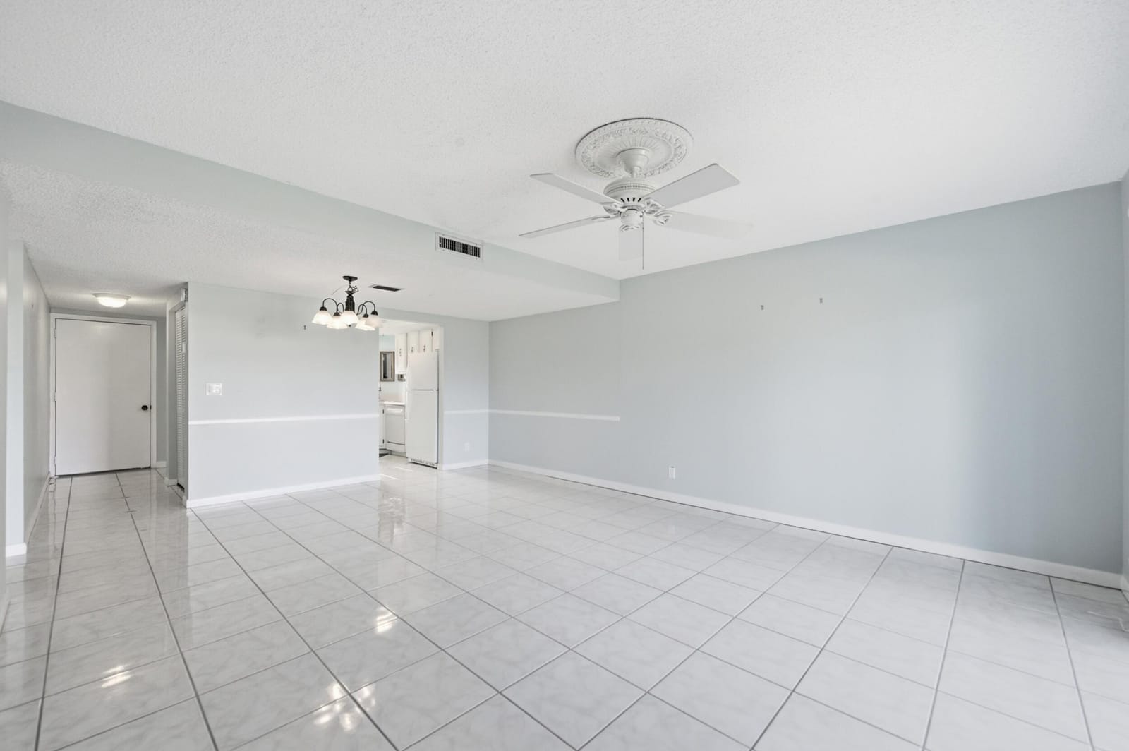 18081 SE Country Club Drive 3-23, Jupiter, FL 33469 photo 7