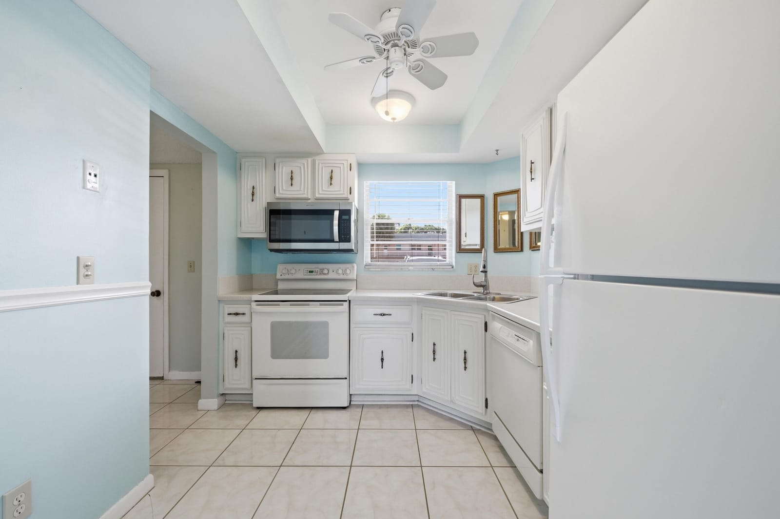 18081 SE Country Club Drive 3-23, Jupiter, FL 33469 photo 10