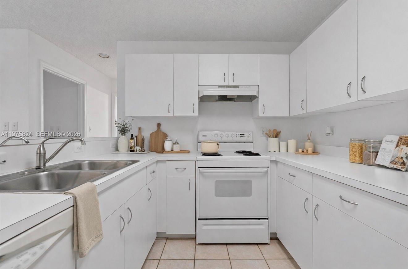 10111 W Atlantic Boulevard C3, Coral Springs, FL 33071, Coral Springs