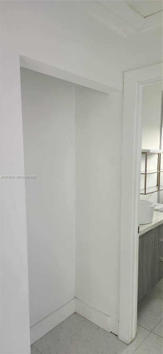 150 NW 17th Court, Miami, FL 33125 photo 4