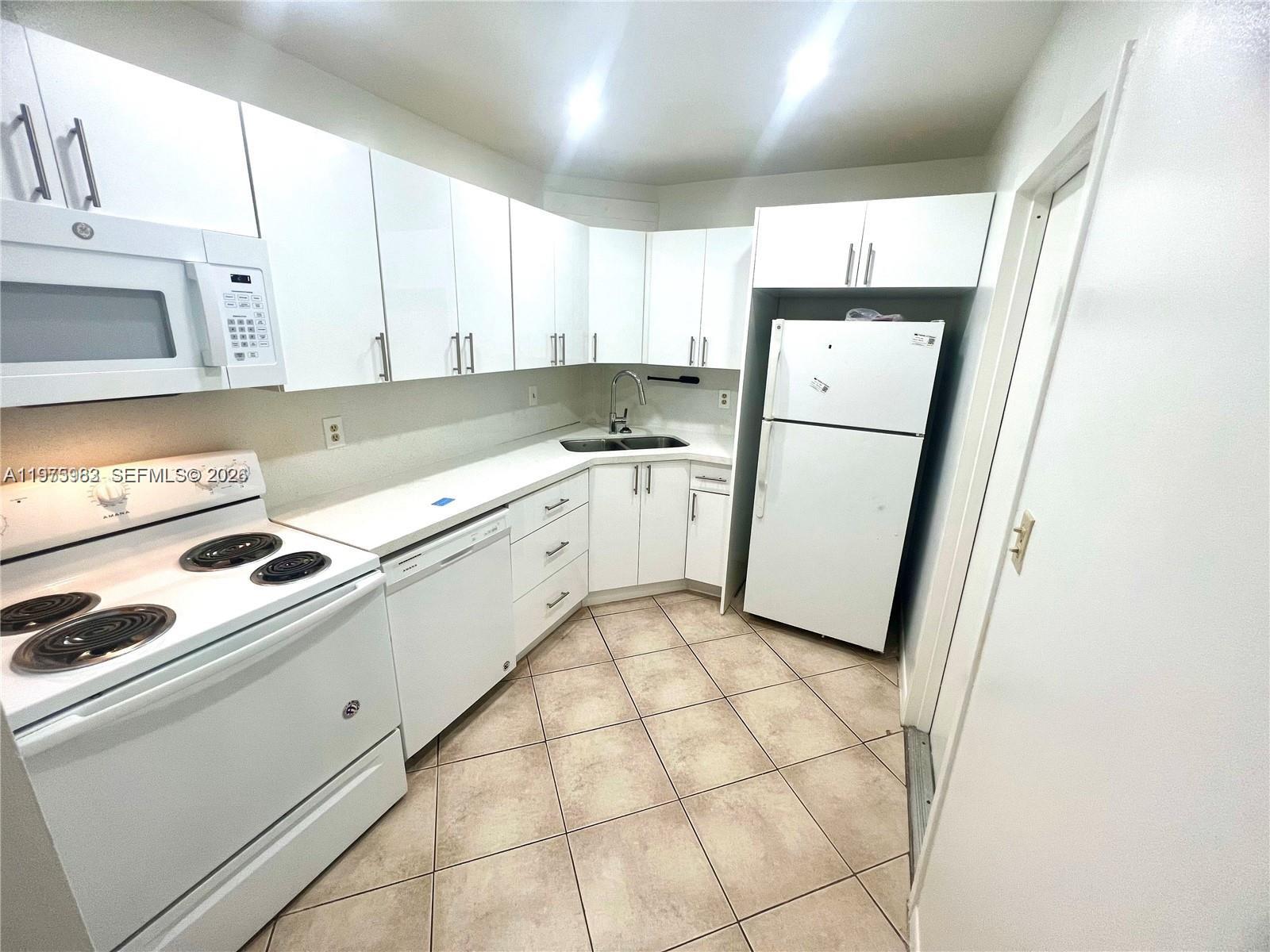 3115 Oakland Shores Drive E208, Oakland Park, FL 33309, Oakland Park