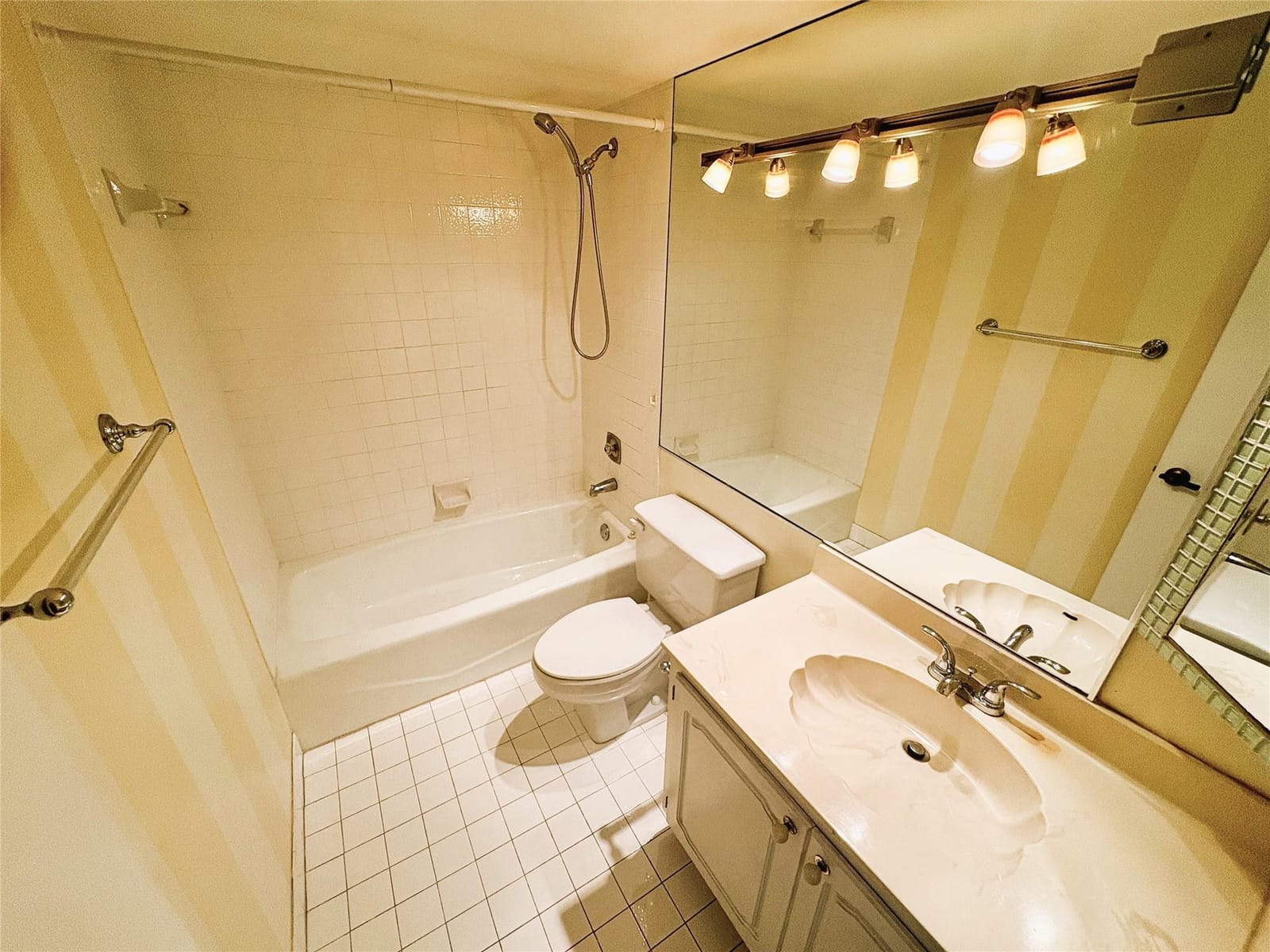 3940 Inverrary Boulevard 701a, Lauderhill, FL 33319 photo 16