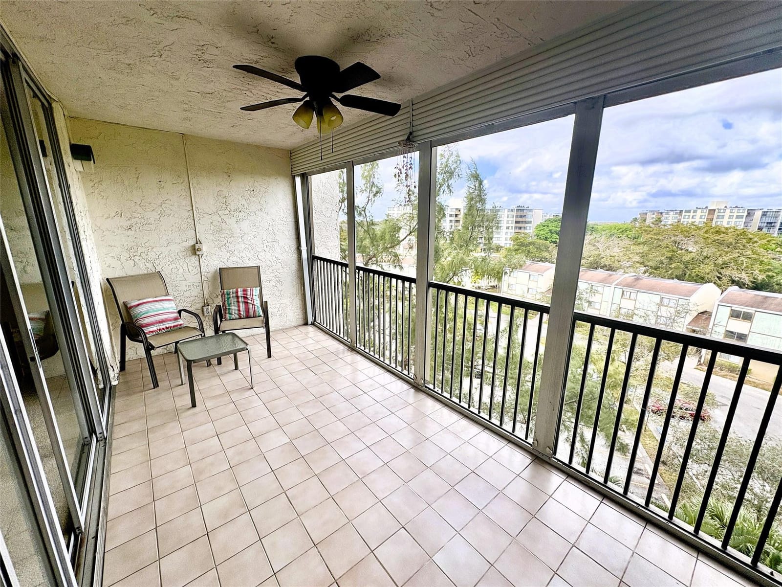 3940 Inverrary Boulevard 701a — photo 3