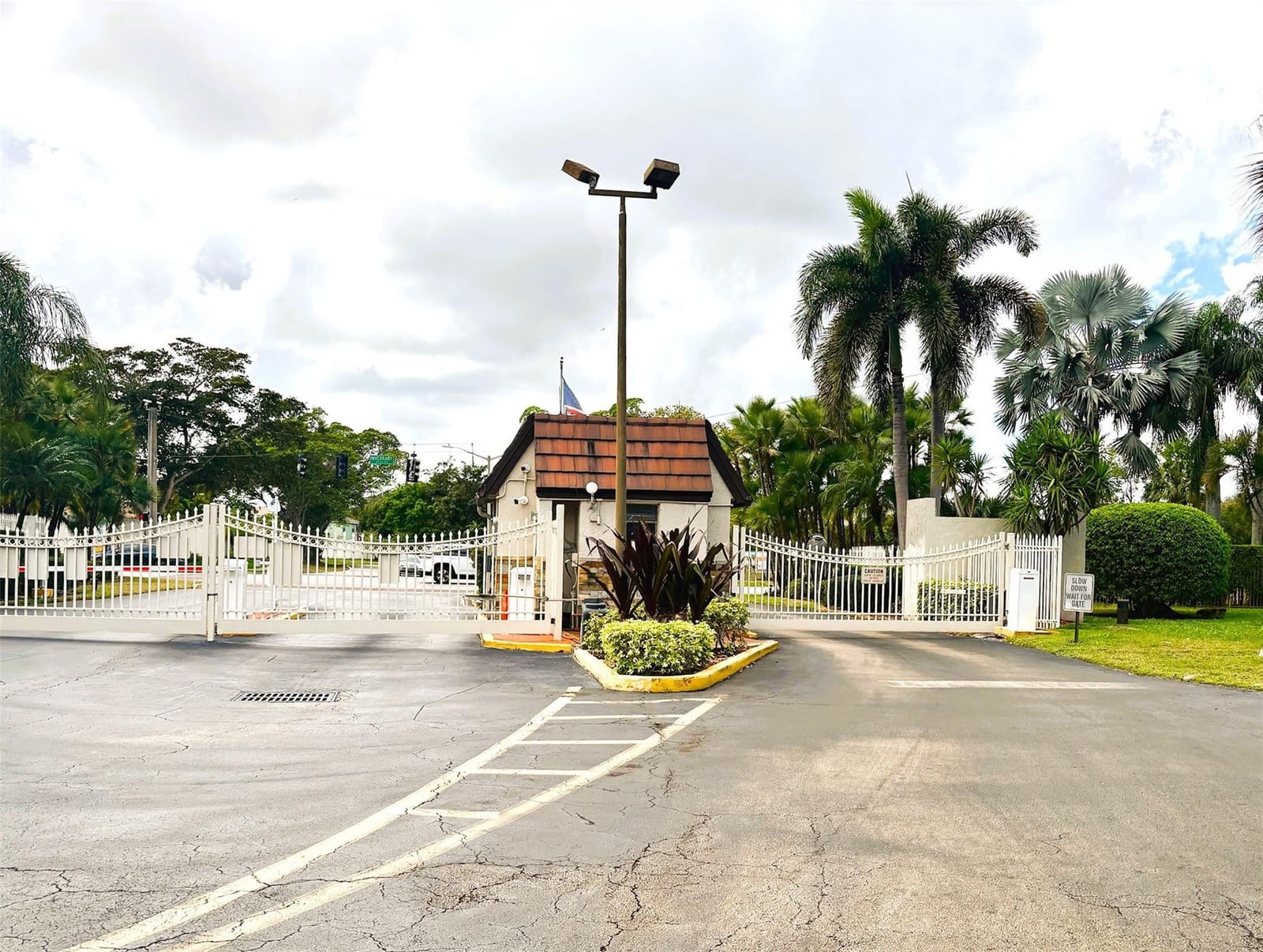 3940 Inverrary Boulevard 701a, Lauderhill, FL 33319 photo 25