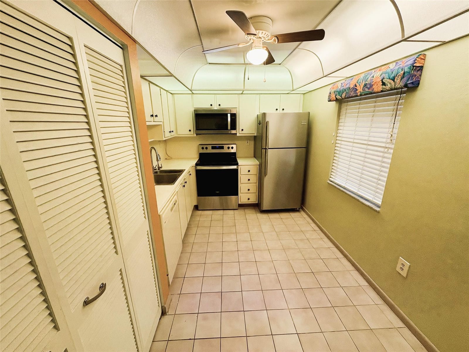 3940 Inverrary Boulevard 701a — photo 7