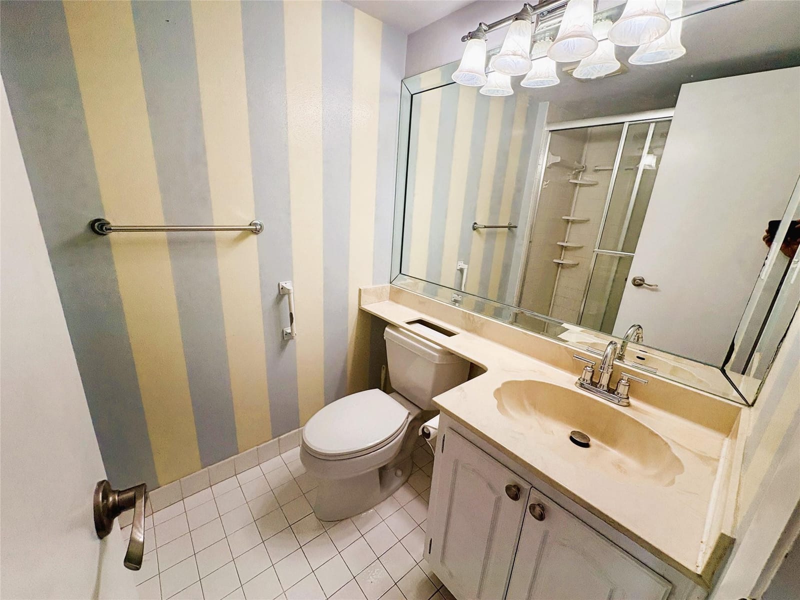 3940 Inverrary Boulevard 701a — photo 10