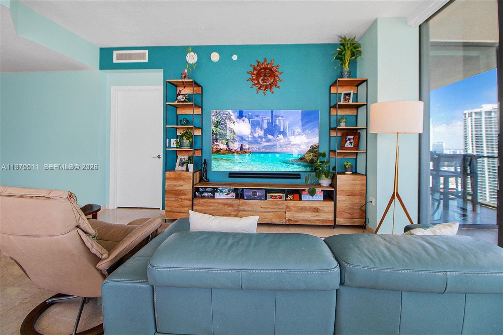 68 SE 6th Street 2612, Miami, FL 33131 photo 13