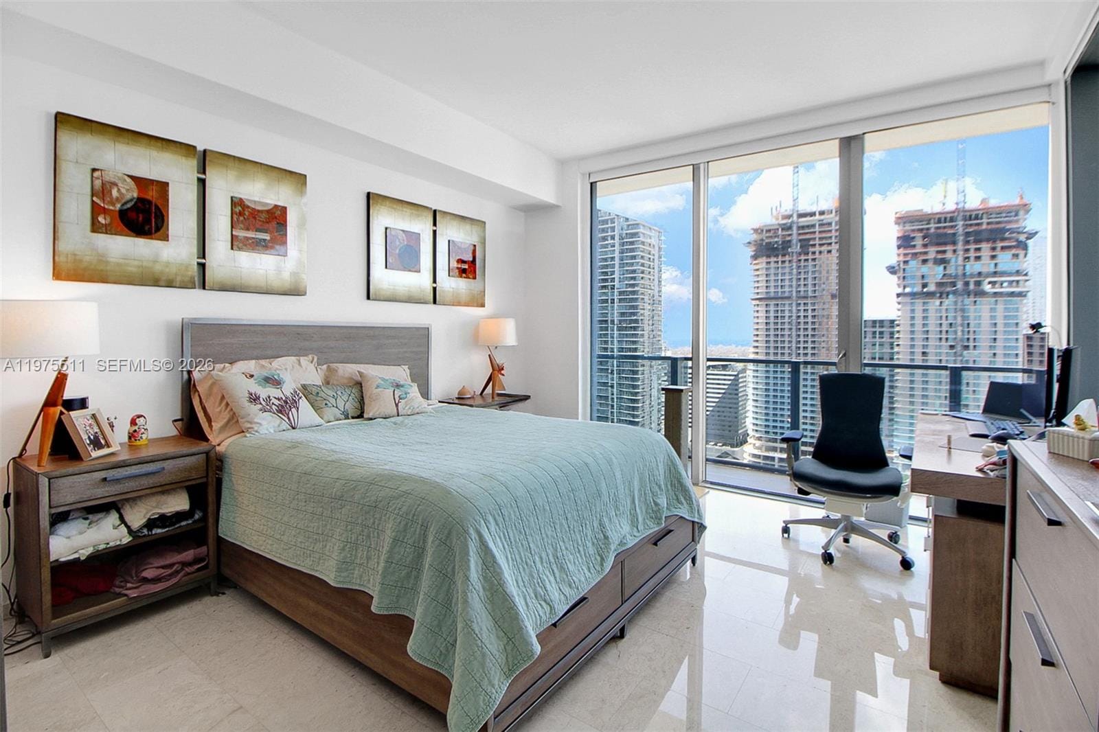 68 SE 6th Street 2612, Miami, FL 33131 photo 14
