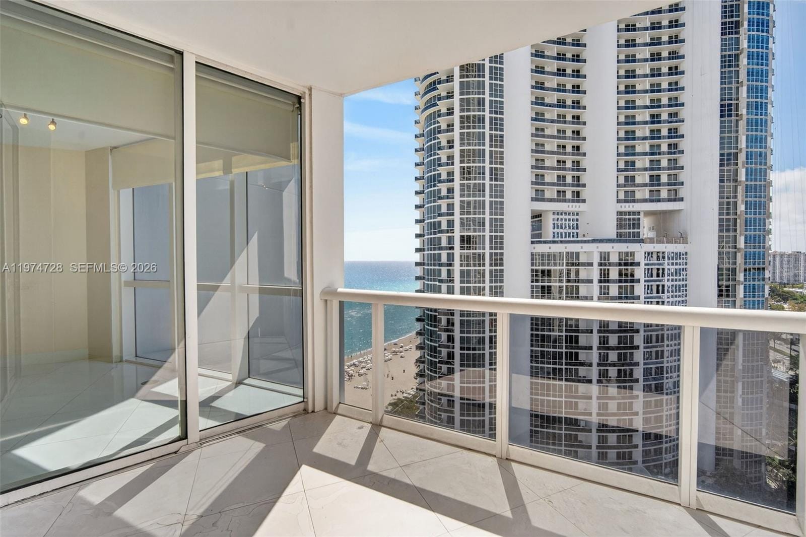 18201 Collins Avenue 2008, Sunny Isles Beach, FL 33160 photo 2