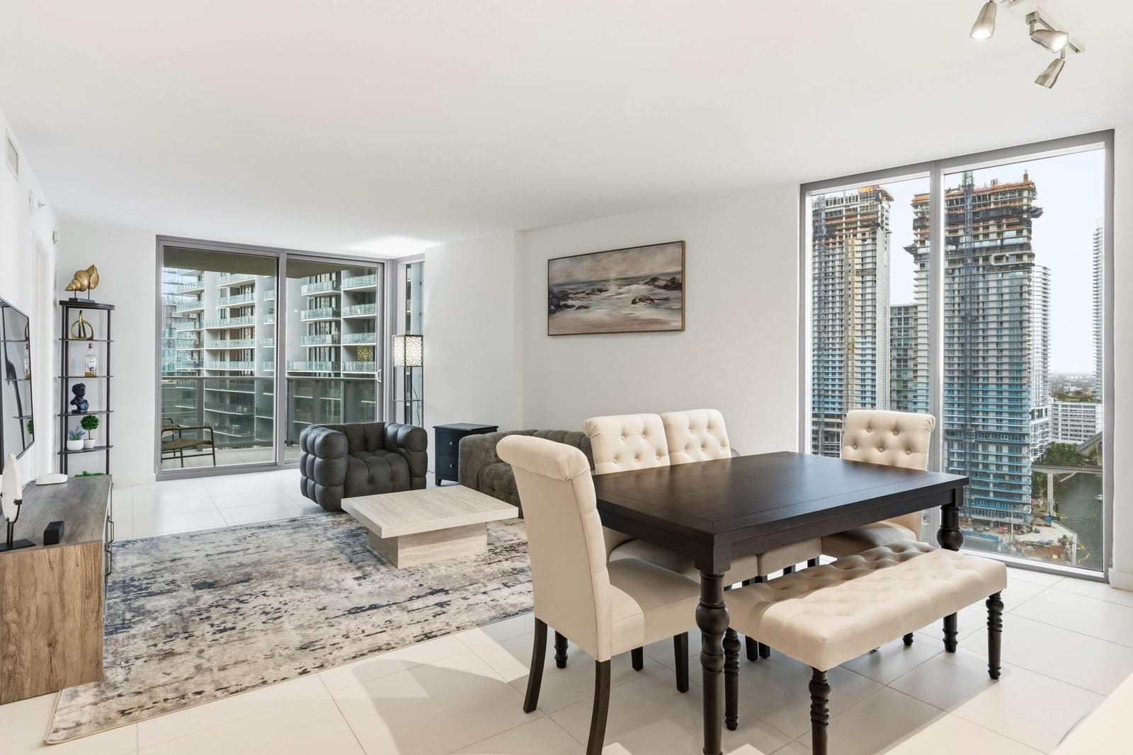 31 SE 6th Street 2601, Miami, FL 33131 photo 5