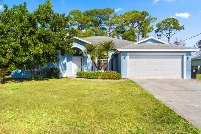 241 SE Starfish, sold in Port St Lucie Sectio, Port St Lucie, FL