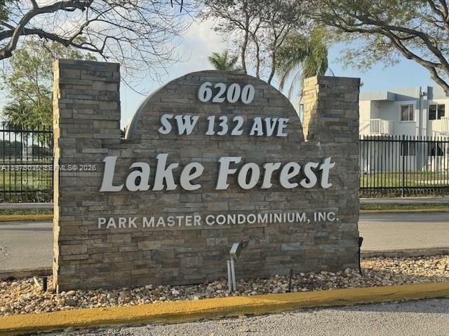 6207 SW 131st Court 101, Miami, FL 33183
