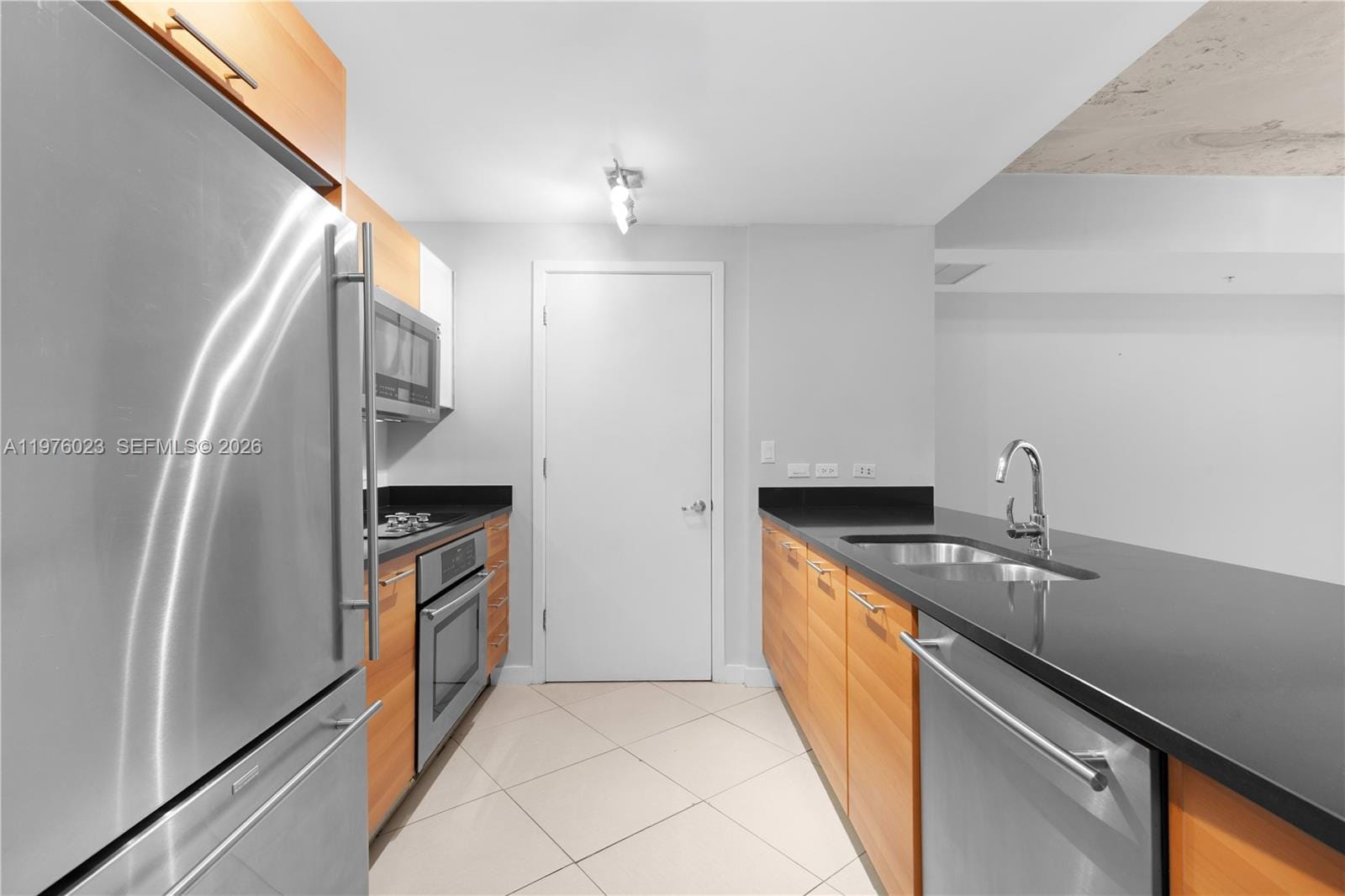 3301 NE 1st Avenue H1506, Miami, FL 33137 photo 19