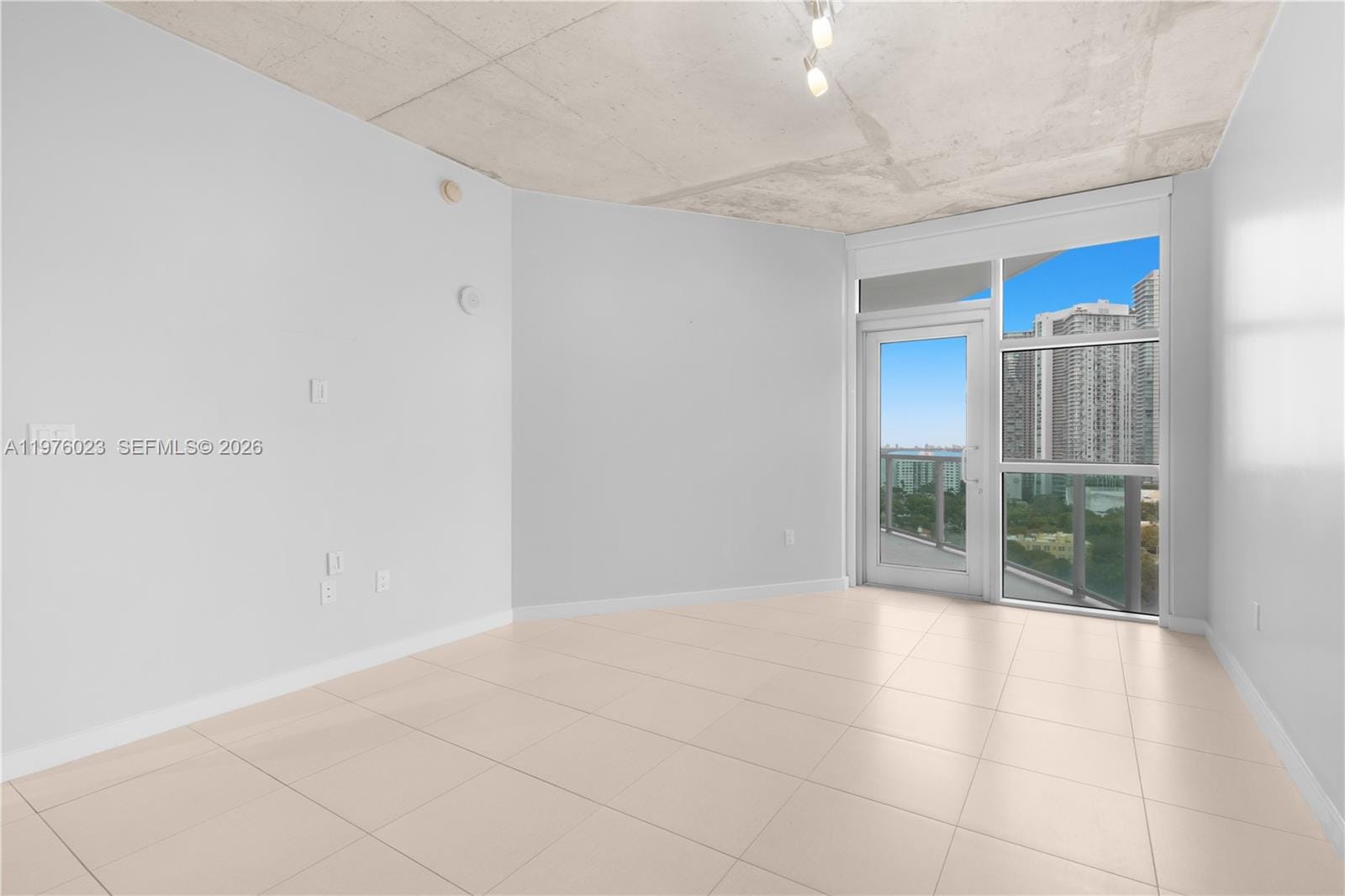 3301 NE 1st Avenue H1506, Miami, FL 33137 photo 30