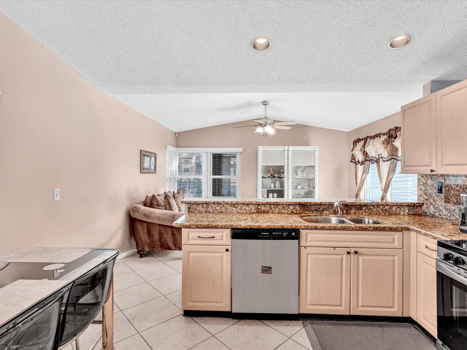 9816 NW 41st Street, Sunrise, FL 33351 photo 16