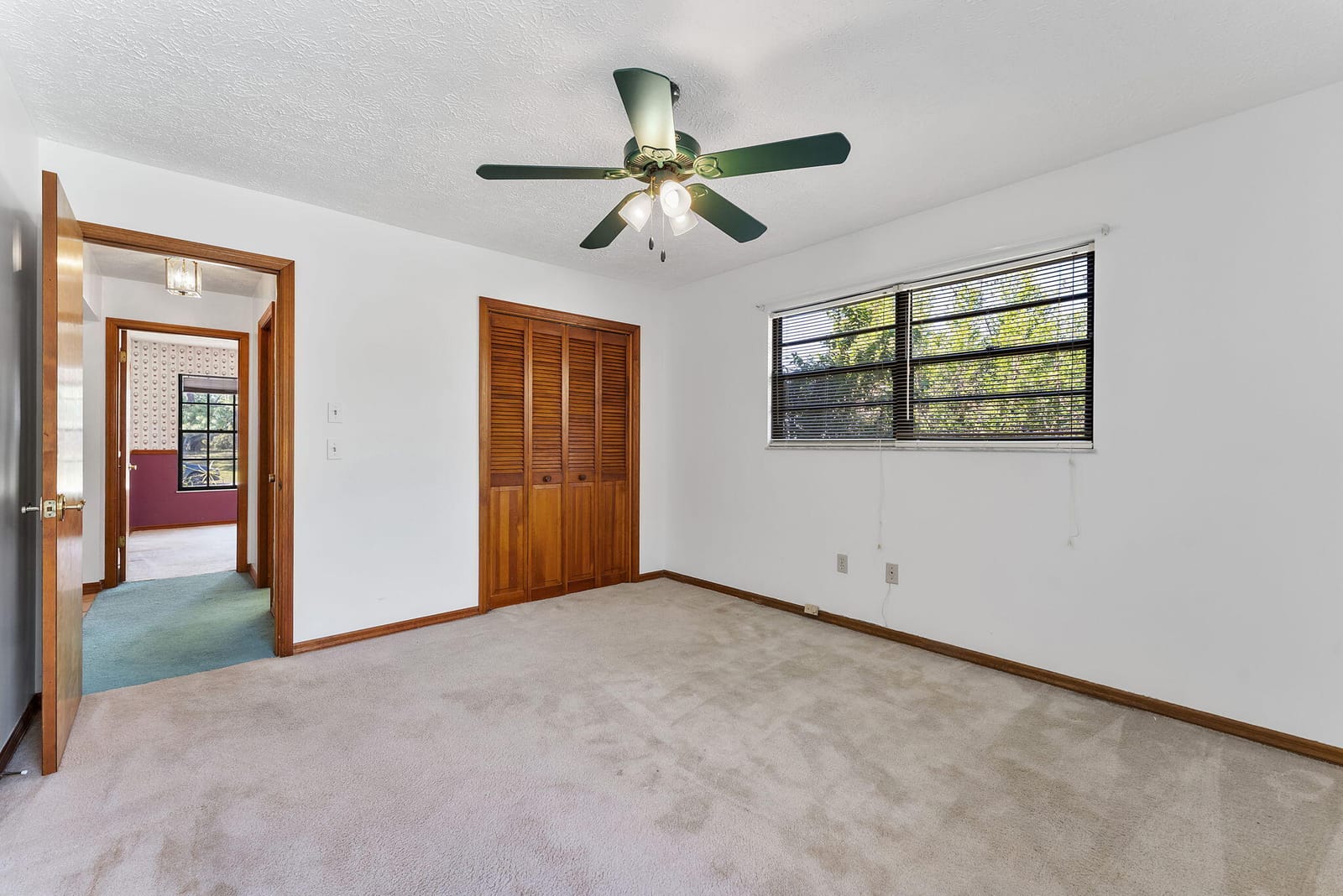102 SE Crosspoint Drive, Port St. Lucie, FL 34983 photo 17