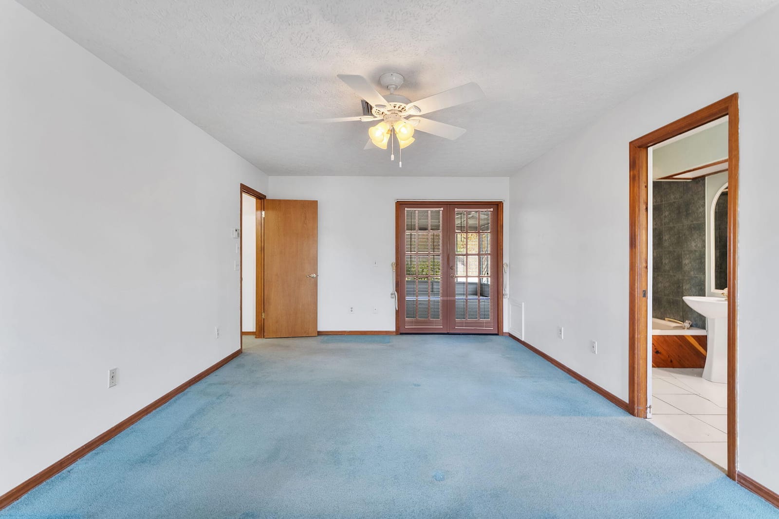 102 SE Crosspoint Drive, Port St. Lucie, FL 34983 photo 19