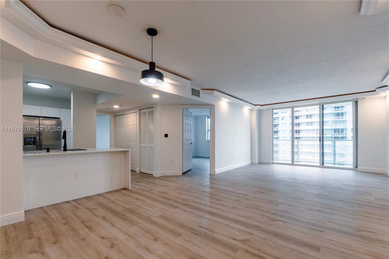 1155 Brickell Bay Drive 2204, Miami, FL 33131, Miami