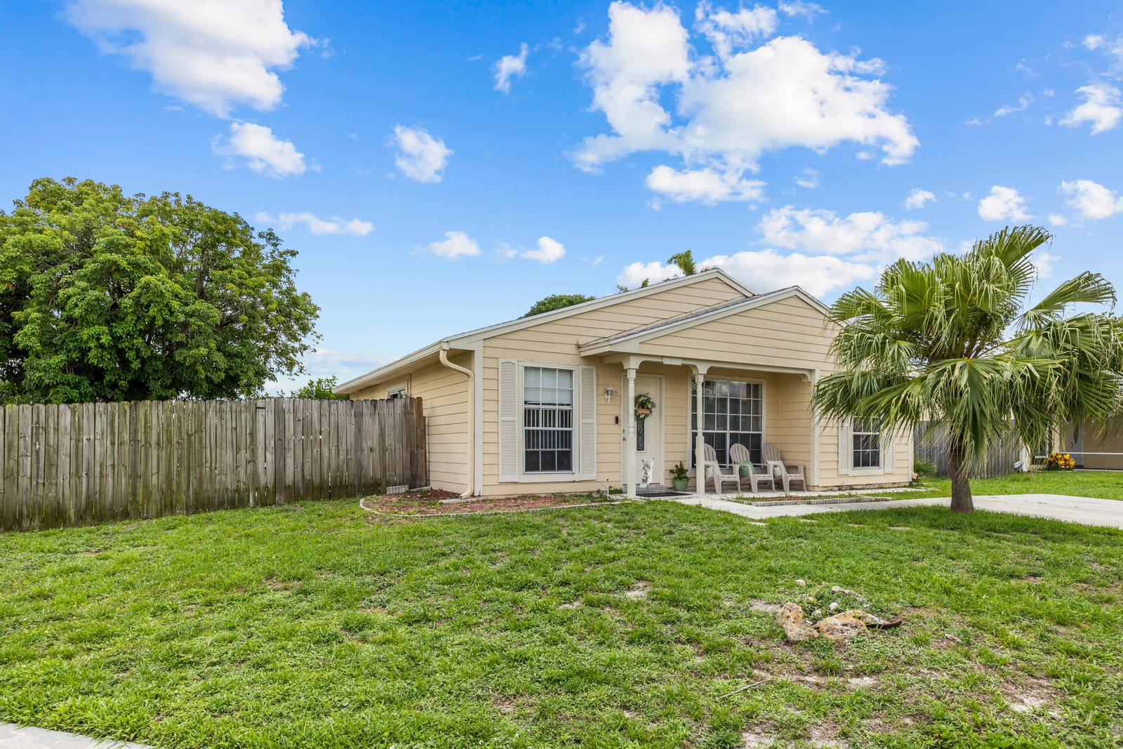 10552 Bobbie Lane, Royal Palm Beach, FL 33411 photo 2