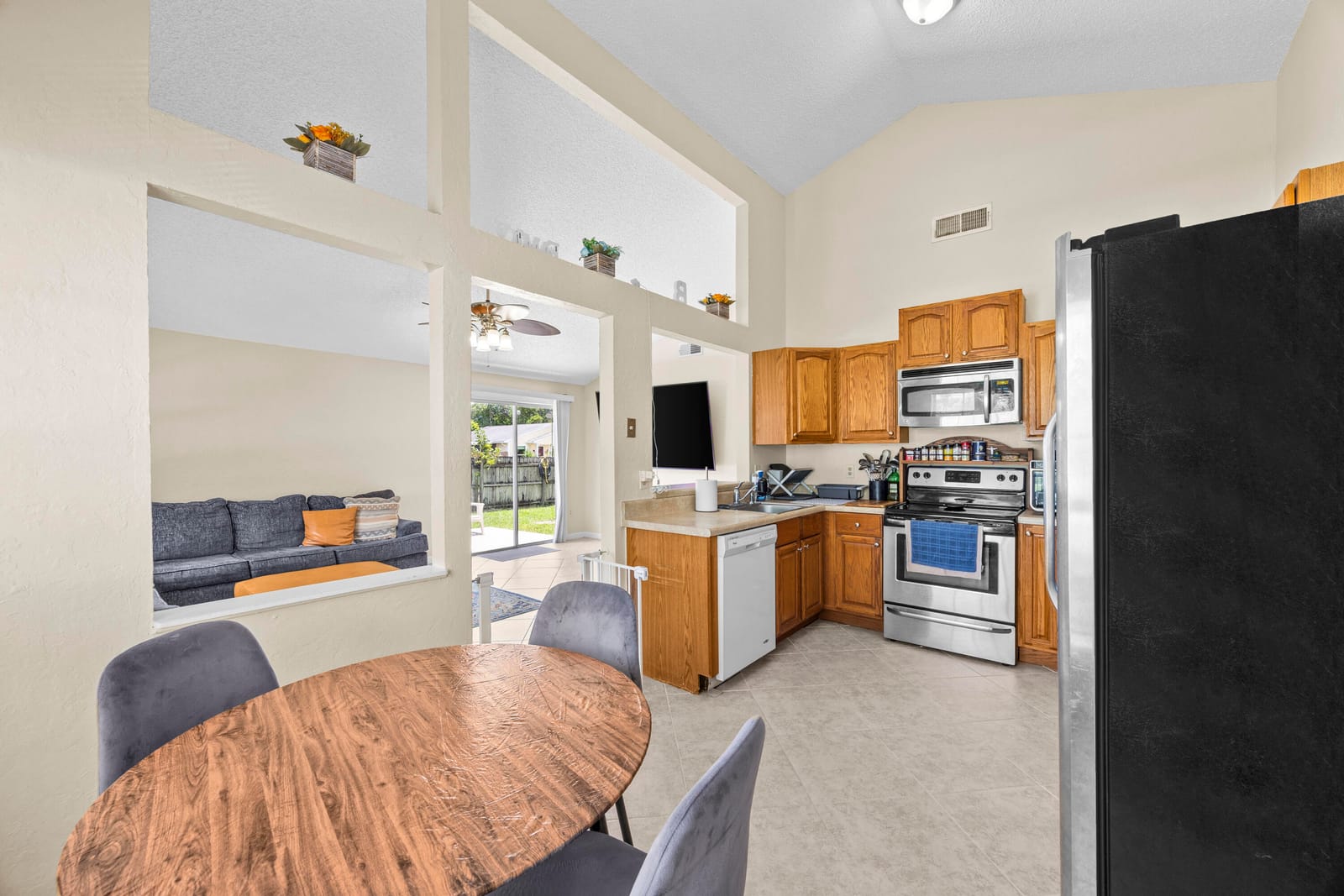 10552 Bobbie Lane, Royal Palm Beach, FL 33411 photo 13