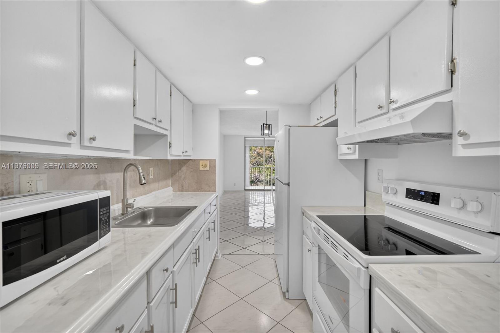 3141 NW 47th Terrace 335, Lauderdale Lakes, FL 33319, Lauderdale Lakes