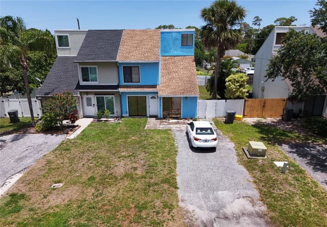 9115 Green Meadows Way 9115, sold in Pine Cone Estates, Palm Beach Gardens, FL