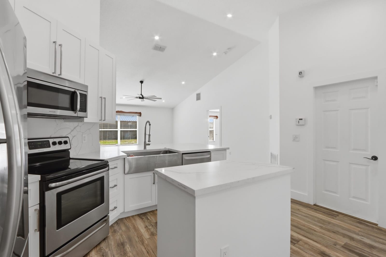 1818 SW Notre Dame Avenue — photo 5