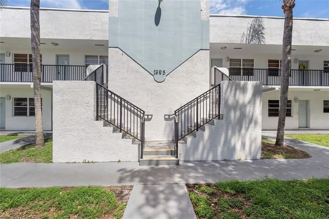 1925 Madison Street 14, Hollywood, FL 33020