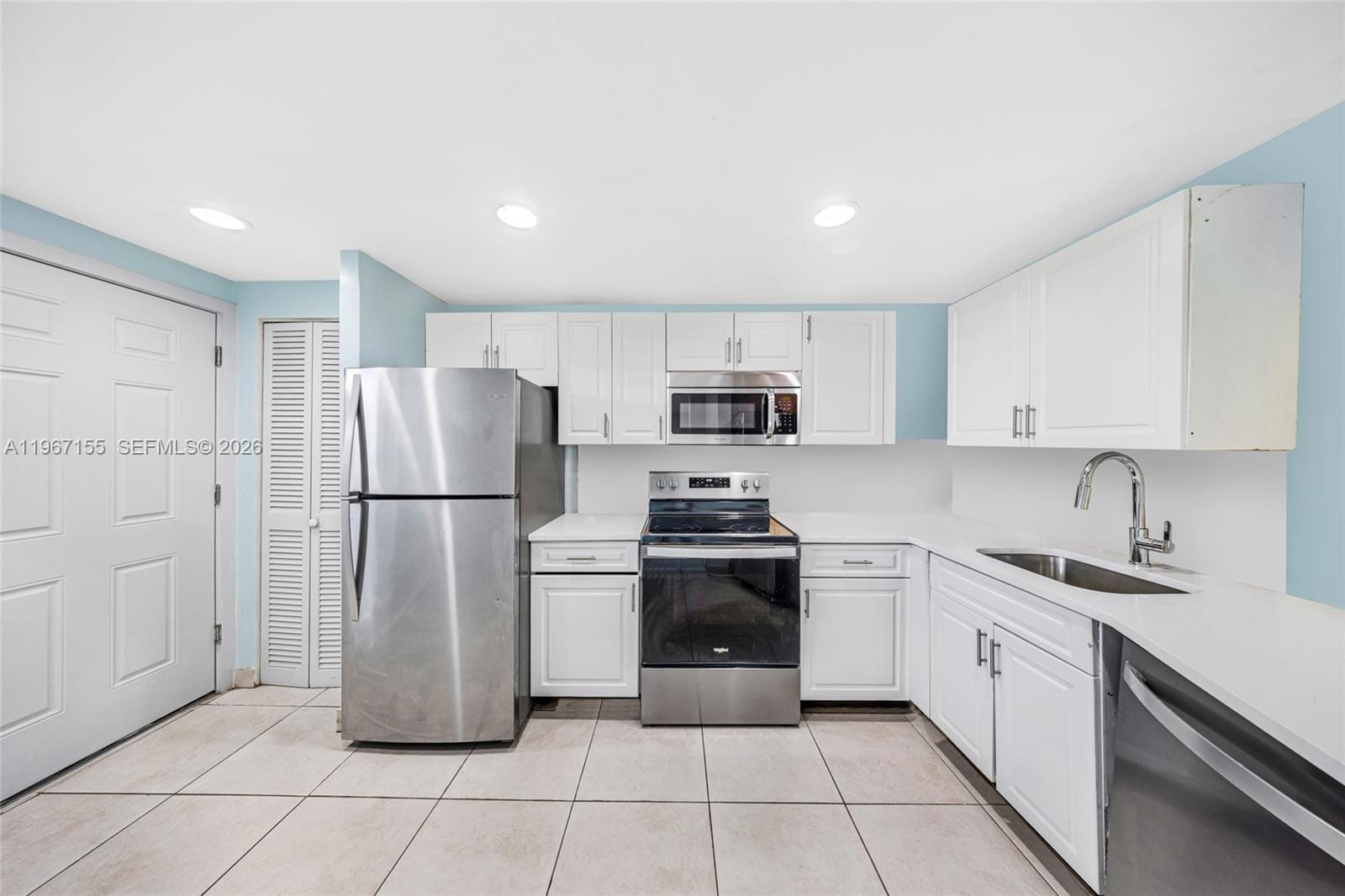 1750 NE 191st Street 3264, Miami, FL 33179 photo 20
