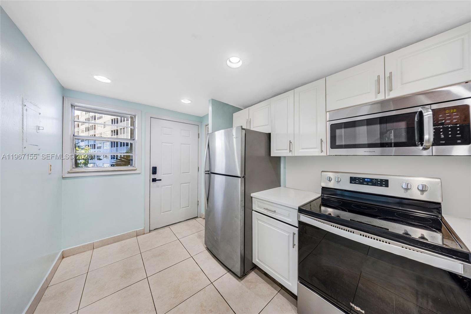 1750 NE 191st Street 3264, Miami, FL 33179 photo 21