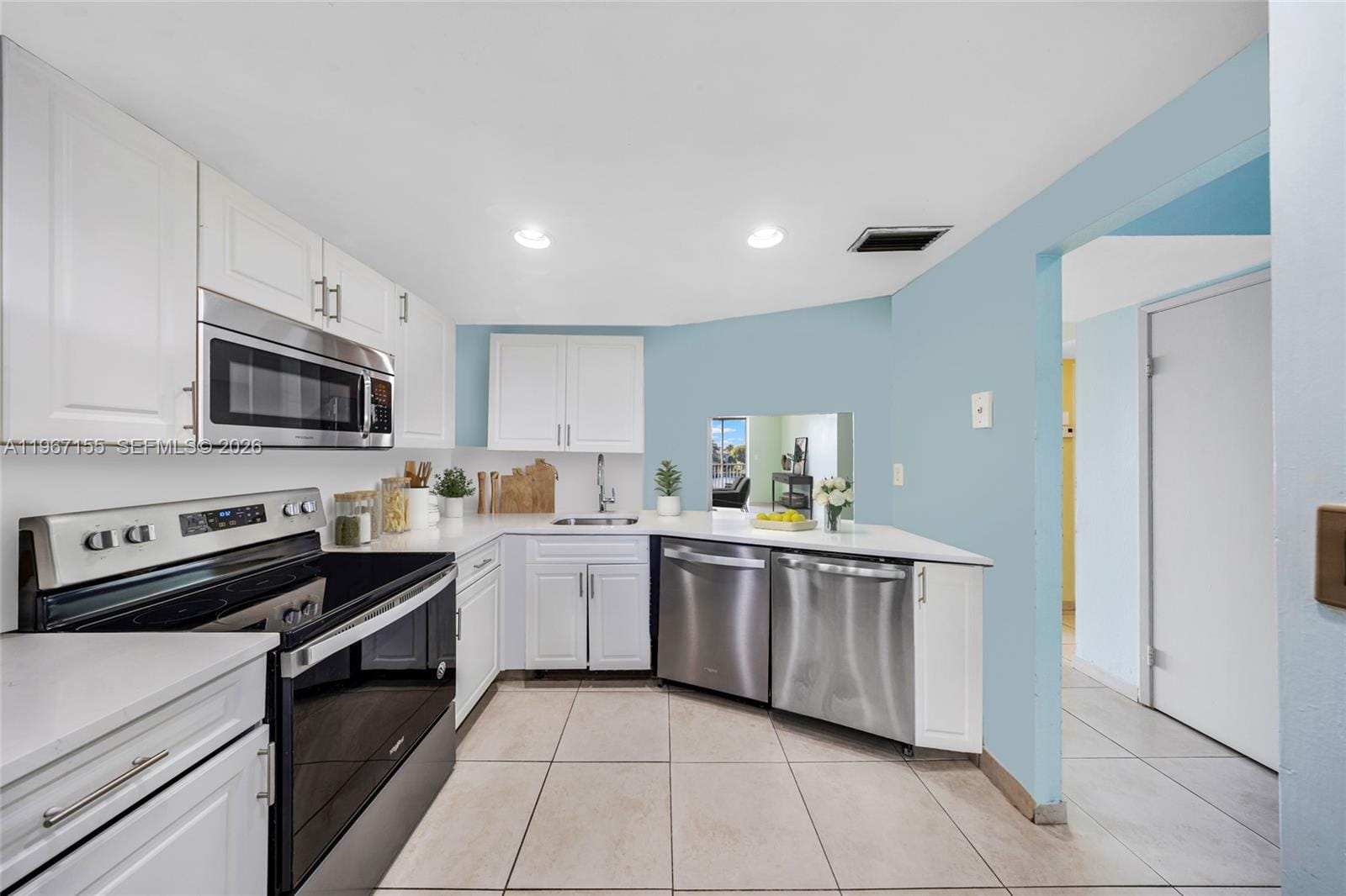 1750 NE 191st Street 3264, Miami, FL 33179 photo 22