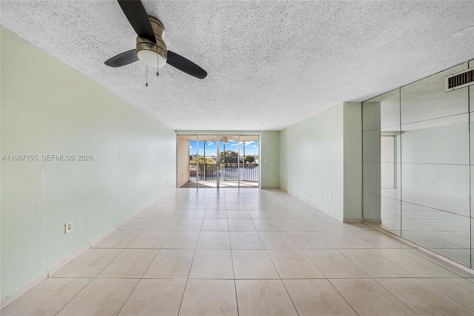 1750 NE 191st Street 3264, Miami, FL 33179 photo 4